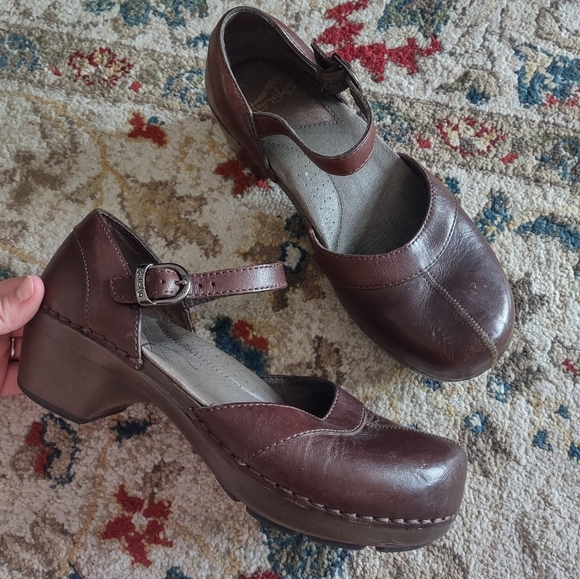 dansko britney clogs